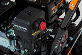 Motorni cistac snega Villager VST 50