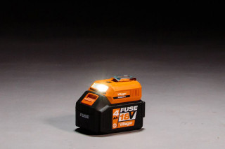 Fuse akumulatorski USB punjac za mobilni telefon VLN 9920