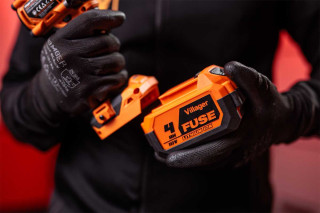 Fuse baterija 18V 4AH