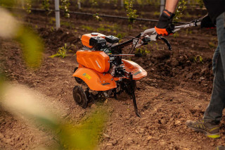 Motorni kultivator Villager Prime VTB 842 