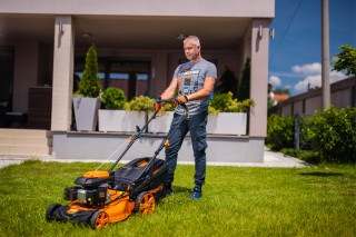Motorna kosacica Villager ATLAS 5111T