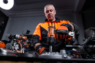 Fuse akumulatorski brushless udarni odvrtac VLP 5720 