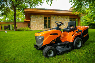 Traktor kosačica Villager VT 1025 HD Twin