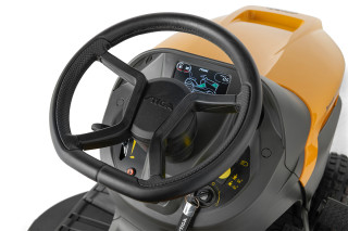 Traktor kosačica Tornado Estate 9121 W 