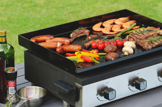 Plancha na gas sa tri gorionika 