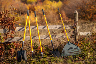 Ašov špicasti sa fibreglass drškom Bomber