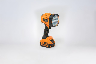 FUSE akumulatorska lampa Villager VLN 9220 