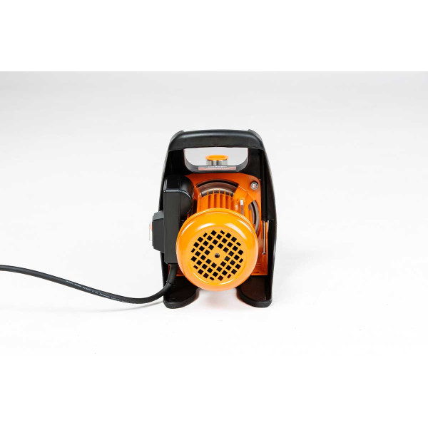 Pumpa za bastu Villager JGP 800