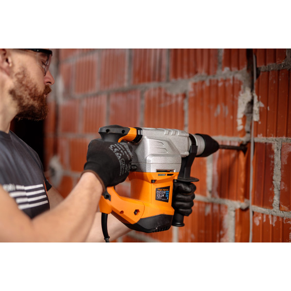 Elektricni cekic Villager VLN 1506