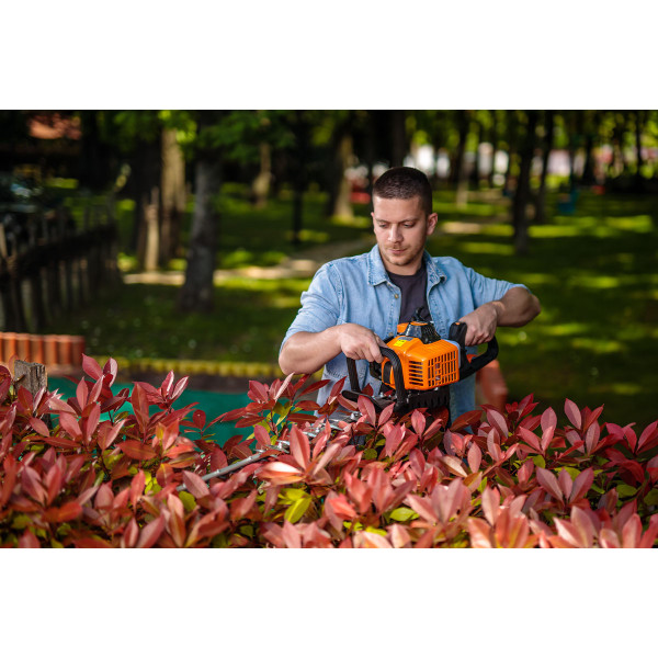 Motorni trimer za zivu ogradu Villager VHPT 27 E 