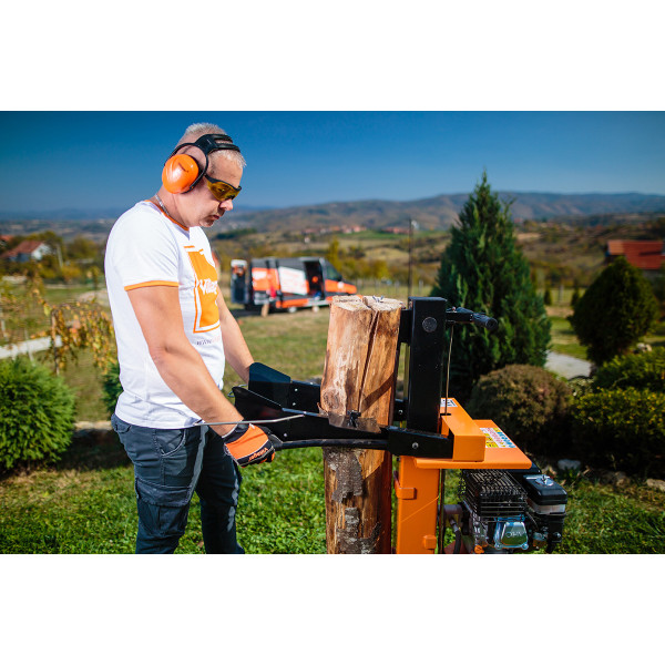 Motorni vertikalni cepac drva Villager PLS 10T 2019 