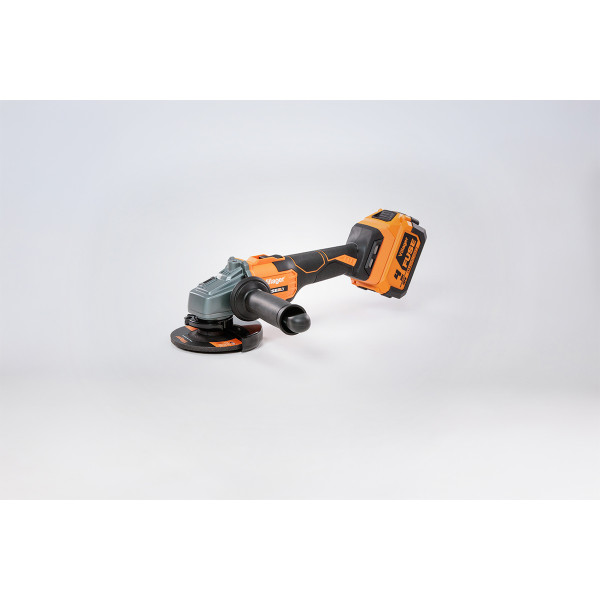 FUSE akumulatorska brushless ugaona brusilica Villager VLP 4420