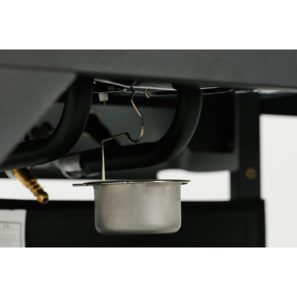 Roštilj na gas sa dva gorionika 