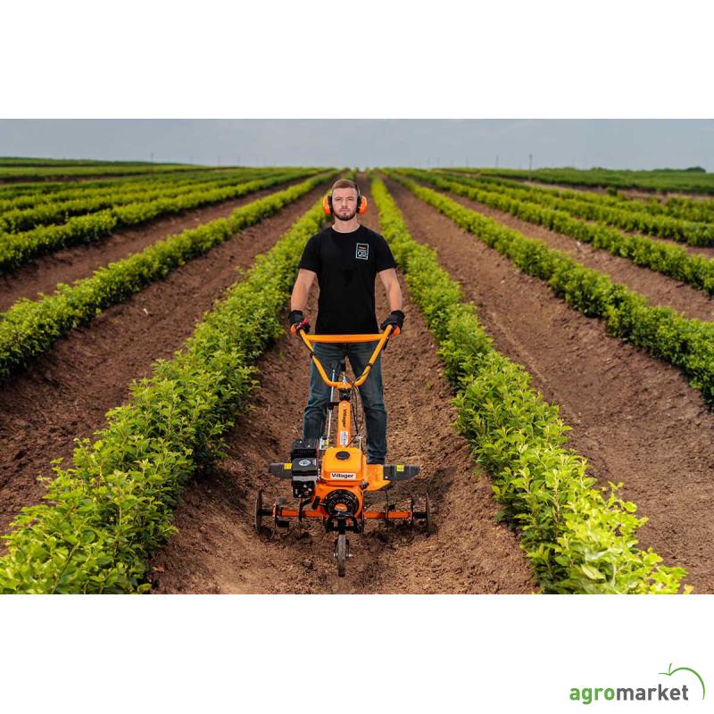 Motorni kultivator Villager VTB 8422 sa plugom za oranje 